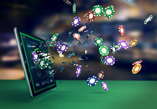 lipat 4d app showing Free Fire World Series live match with dealer table options below